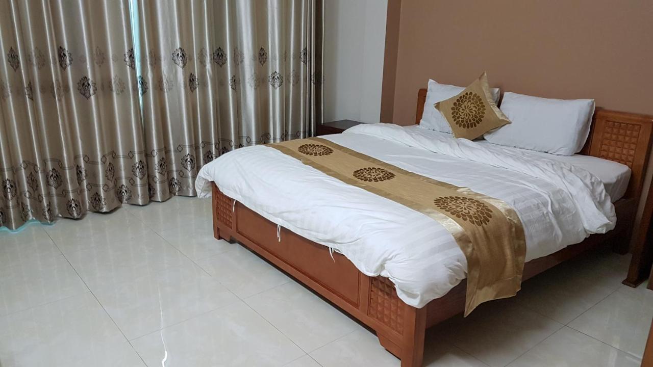 Love Hotel Near Ha Dong General Hospital Ханой Экстерьер фото