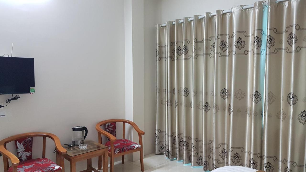 Love Hotel Near Ha Dong General Hospital Ханой Экстерьер фото